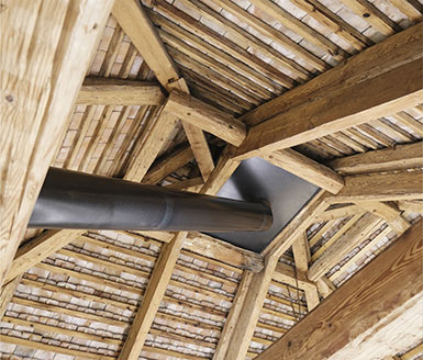 Holzherd Schwarzstahl Kamin