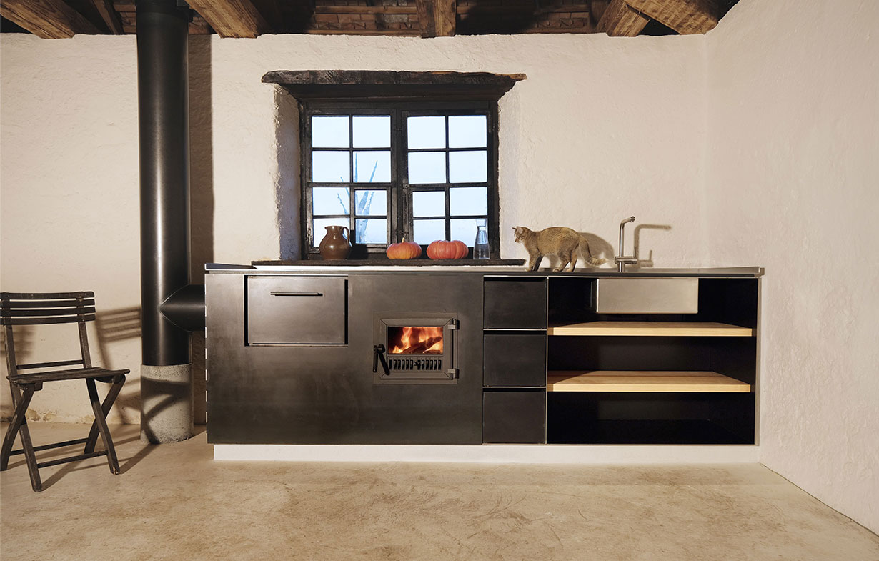 Holzherd Schwarzstahl