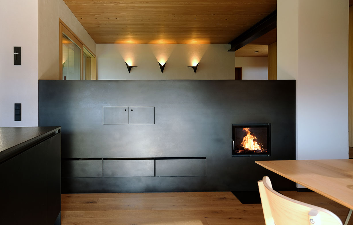 Ganzhausheizung Schwarzstahl Schnetzer